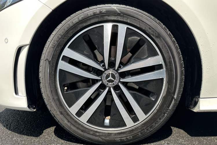 Used Mercedes-Benz A-Class 2019 A 180 L Sport Sedan Exterior 6