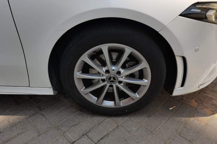 Used Mercedes-Benz A-Class 2019 A 200 L Sport Sedan Exterior 7