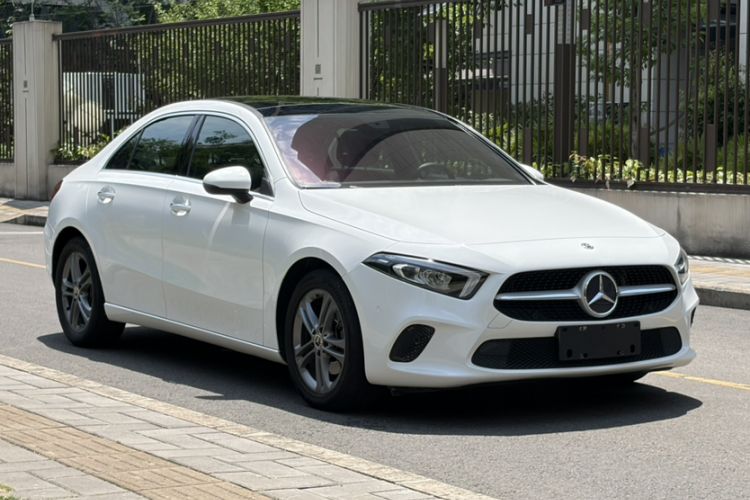 Used Mercedes-Benz A-Class 2019 A 200 L Exterior 8