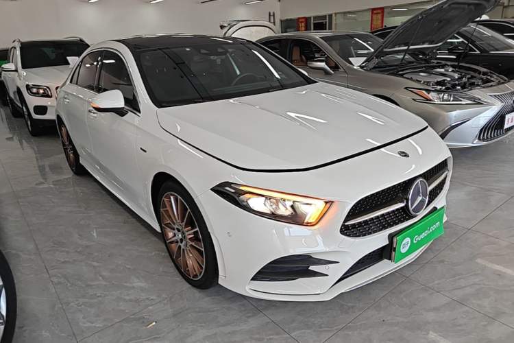 Used Mercedes-Benz A-Class 2019 A 200 L Sport Sedan First Edition Special Edition Front Right 45 Deg