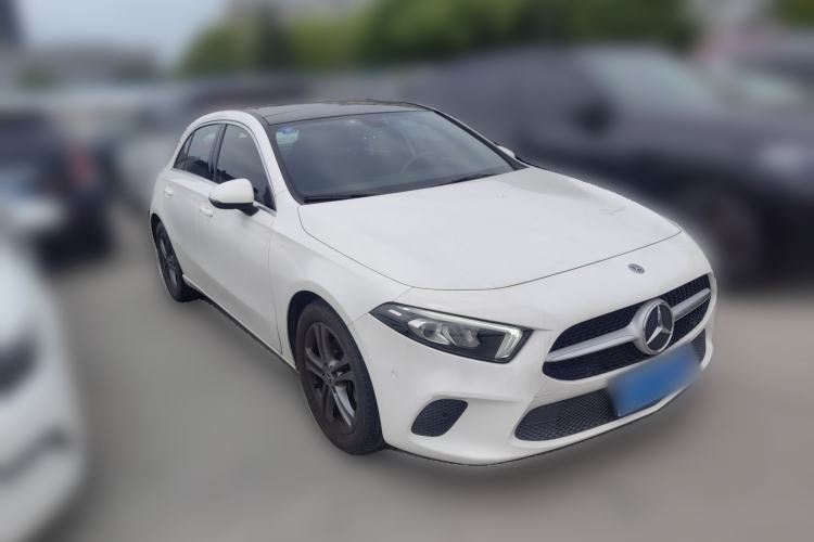 Used Mercedes-Benz A-Class 2019 A 200 Dynamic Edition Front Right 45 Deg