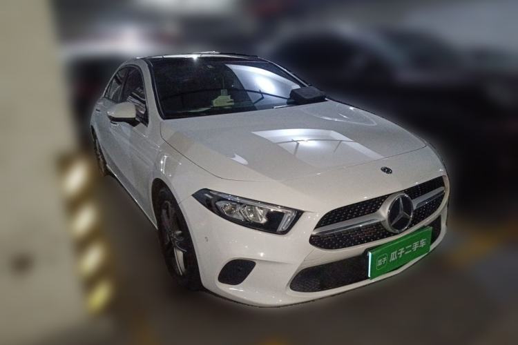 Used Mercedes-Benz A-Class 2019 A 200 L Front Right 45 Deg