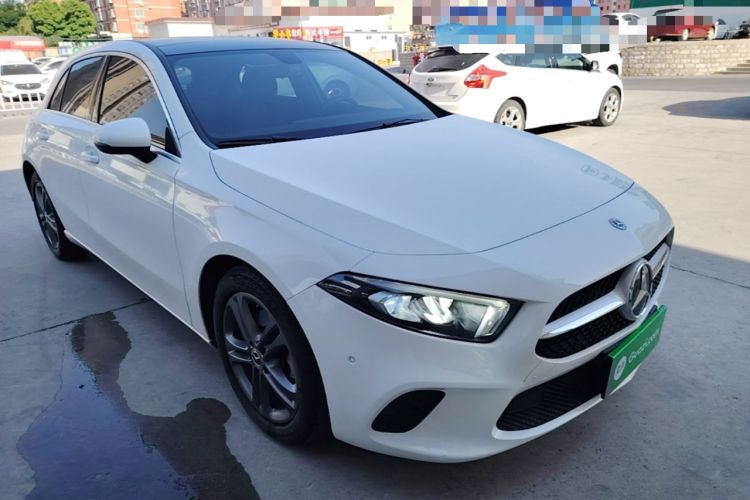 Used Mercedes-Benz A-Class 2019 A 200 Dynamic Edition Front Right 45 Deg