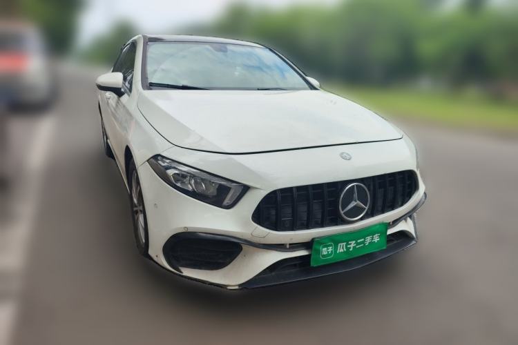 Used Mercedes-Benz A-Class 2019 A 200 Fashion Model Front Right 45 Deg