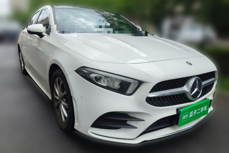 Used Mercedes-Benz A-Class 2019 A 200 L Front Right 45 Deg