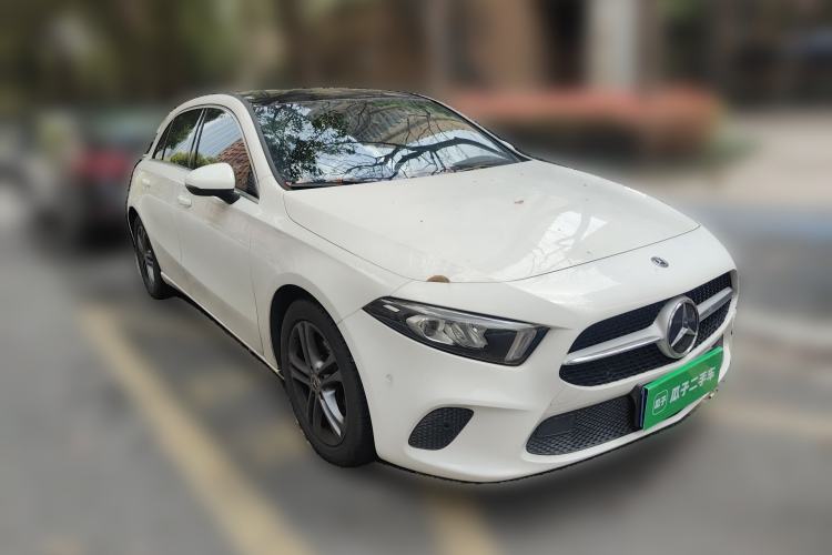 Used Mercedes-Benz A-Class 2019 A 200 Dynamic Edition Front Right 45 Deg