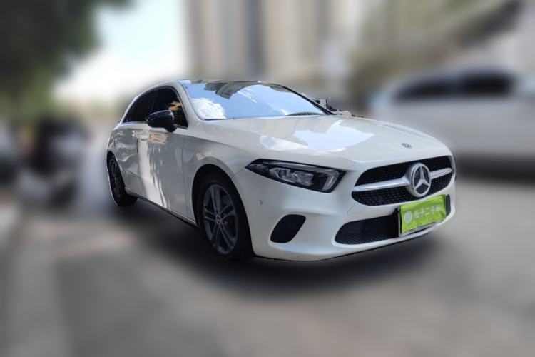Used Mercedes-Benz A-Class 2019 A 200 Dynamic Edition Front Right 45 Deg