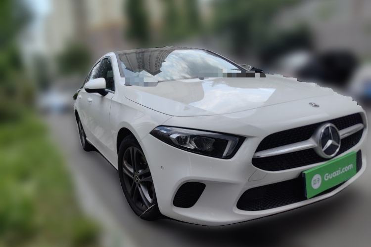 Used Mercedes-Benz A-Class 2019 A 200 Dynamic Edition Front Right 45 Deg