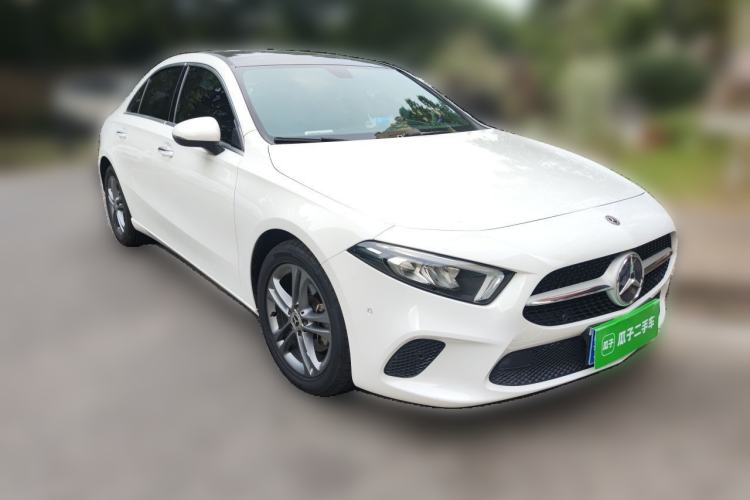Used Mercedes-Benz A-Class 2019 A 200 L Front Right 45 Deg