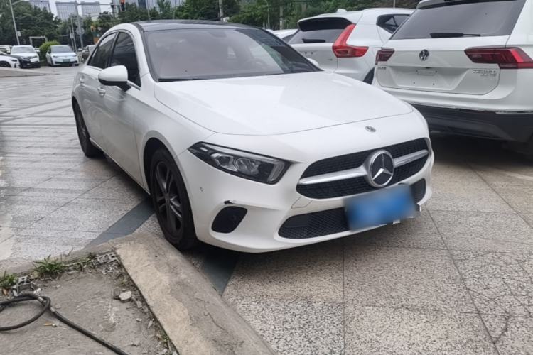 Used Mercedes-Benz A-Class 2019 A 200 L Front Right 45 Deg