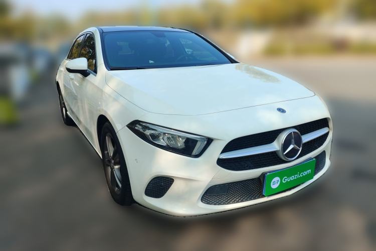 Used Mercedes-Benz A-Class 2019 A 200 Dynamic Edition Front Right 45 Deg