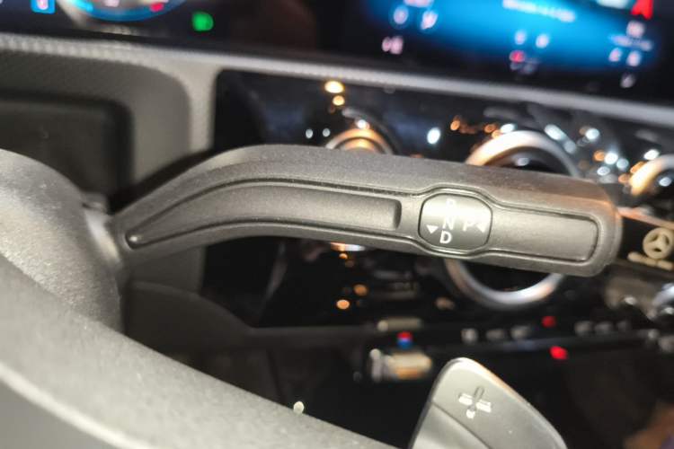 Used Mercedes-Benz A-Class 2019 Restyled A 200 L Sport Sedan Gear Lever