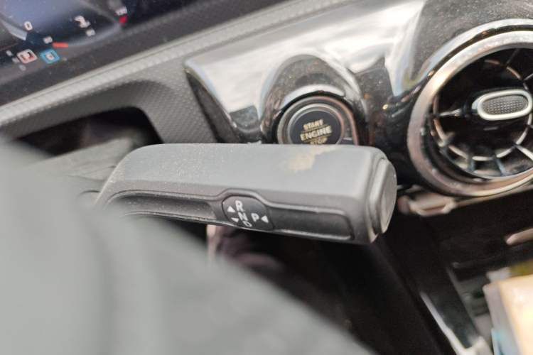 Used Mercedes-Benz A-Class 2019 A 200 L Sport Sedan Gear Lever