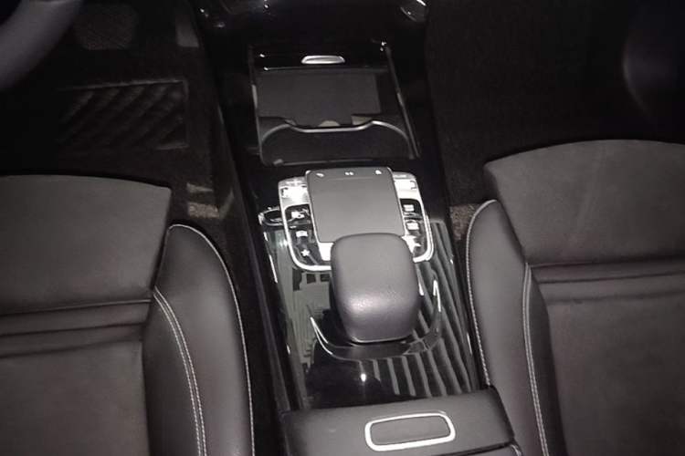 Used Mercedes-Benz A-Class 2019 A 200 L Sport Sedan Gear Lever