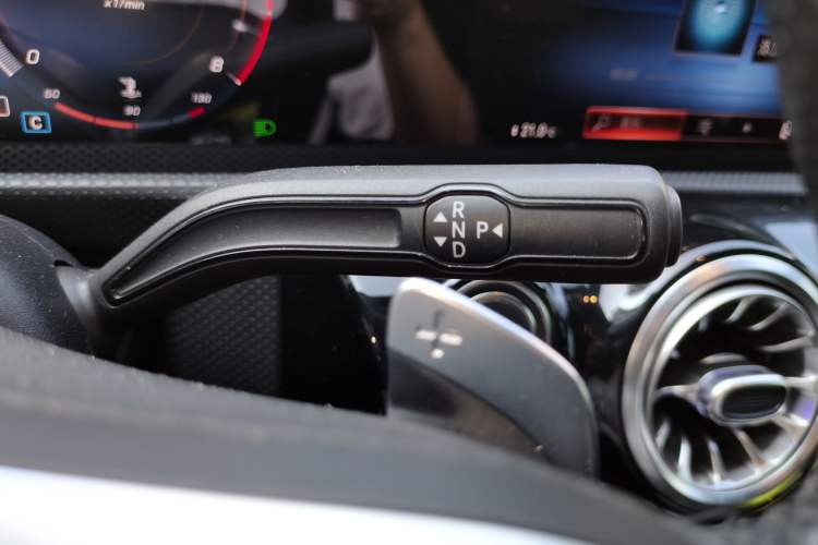 Used Mercedes-Benz A-Class 2019 A 200 L Sport Sedan Gear Lever
