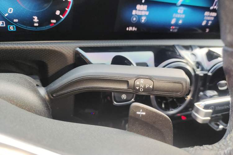 Used Mercedes-Benz A-Class 2019 A 200 Dynamic Edition Gear Lever