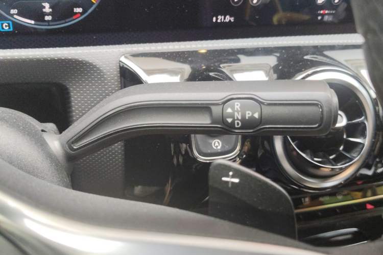 Used Mercedes-Benz A-Class 2019 A 200 Dynamic Edition Gear Lever