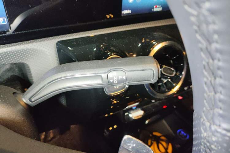 Used Mercedes-Benz A-Class 2019 A 180 L Sport Sedan Gear Lever