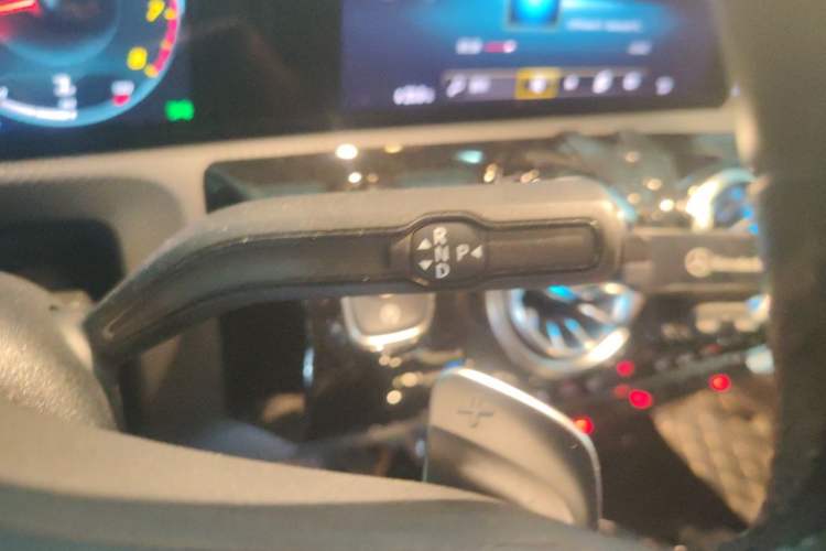 Used Mercedes-Benz A-Class 2019 A 200 L Sport Sedan First Edition Special Edition Gear Lever