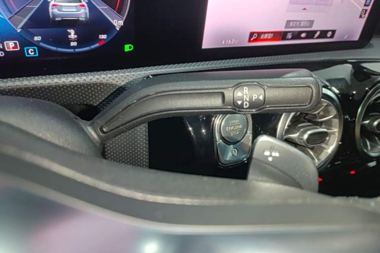 Used Mercedes-Benz A-Class 2019 Restyled A 200 L Sport Sedan Gear Lever