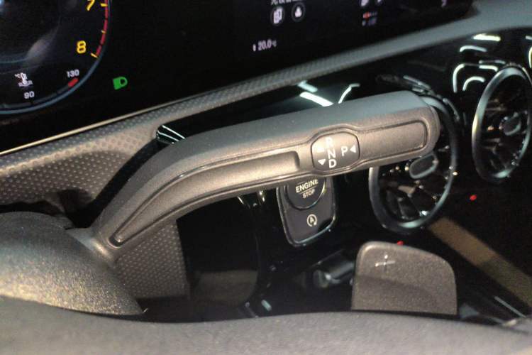 Used Mercedes-Benz A-Class 2019 A 200 Dynamic Edition Gear Lever