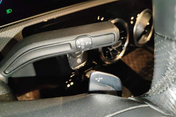 Used Mercedes-Benz A-Class 2019 A 200 L Sport Sedan Gear Lever