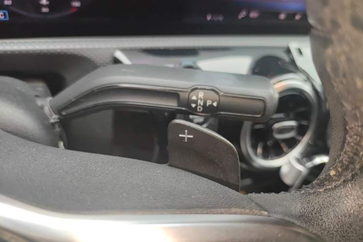 Used Mercedes-Benz A-Class 2019 Revised A 200 L Gear Lever