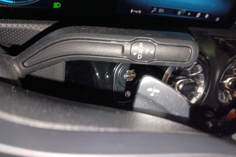 Used Mercedes-Benz A-Class 2019 A 200 L Sport Sedan Gear Lever