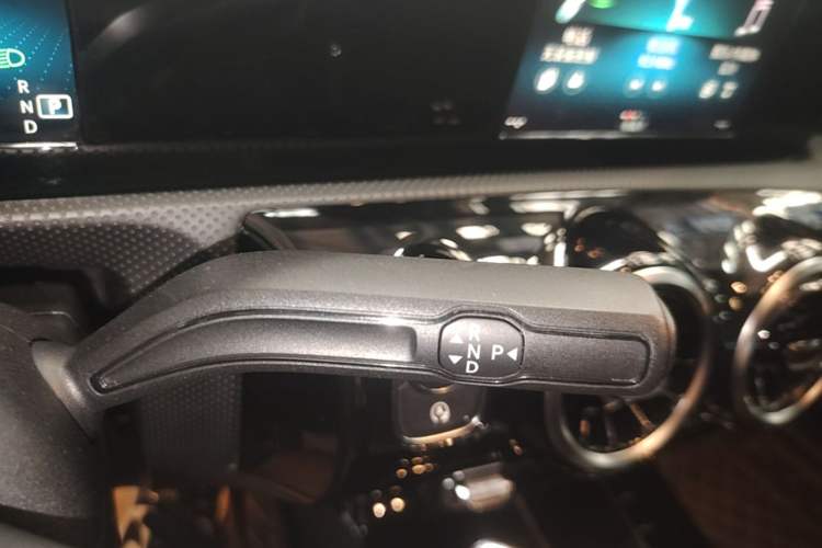 Used Mercedes-Benz A-Class 2019 A 180 L Sport Sedan Gear Lever