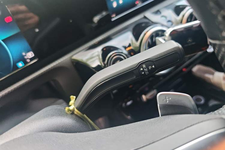 Used Mercedes-Benz A-Class 2019 Restyled A 180 L Sport Sedan Gear Lever