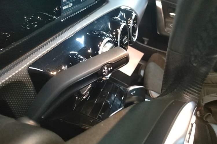 Used Mercedes-Benz A-Class 2019 A 180 L Sport Sedan Gear Lever