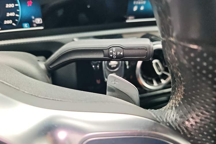 Used Mercedes-Benz A-Class 2019 A 180 L Sport Sedan Gear Lever