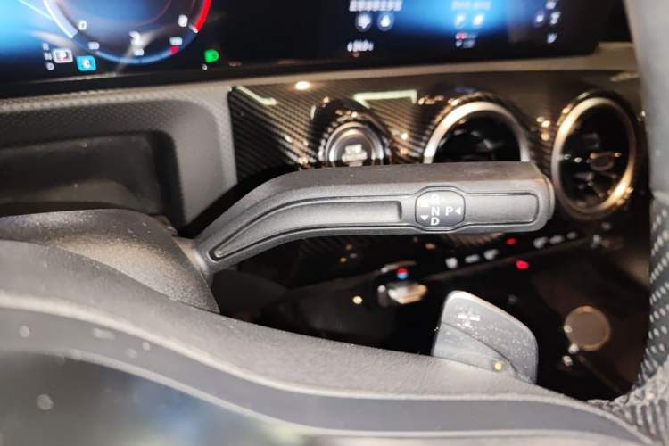 Used Mercedes-Benz A-Class 2019 A 200 L Sport Sedan Gear Lever