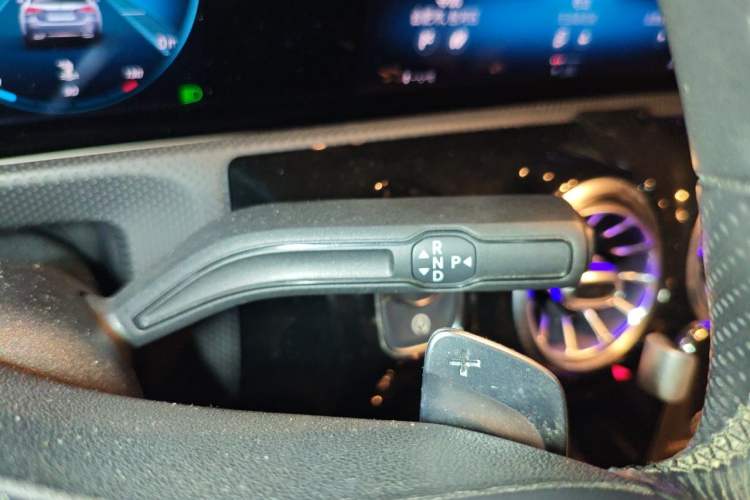 Used Mercedes-Benz A-Class 2019 A 200 L Sport Sedan First Edition Special Edition Gear Lever