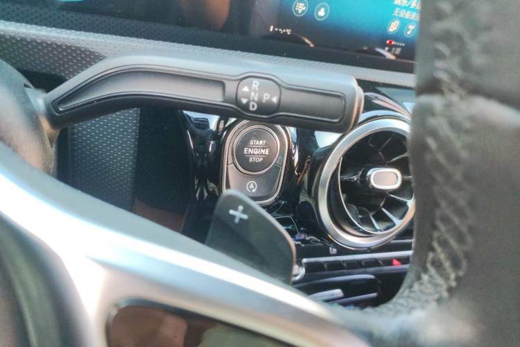 Used Mercedes-Benz A-Class 2019 A 200 Dynamic Edition Gear Lever