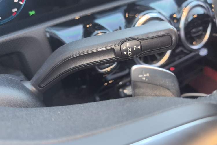 Used Mercedes-Benz A-Class 2019 Restyled A 200 L Sport Sedan Gear Lever