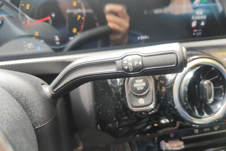 Used Mercedes-Benz A-Class 2019 A 200 Dynamic Edition Gear Lever
