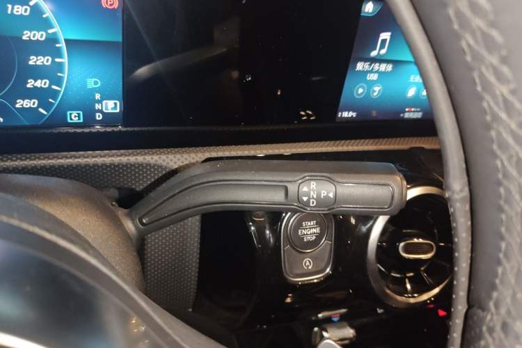 Used Mercedes-Benz A-Class 2019 A 180 L Sport Sedan Gear Lever