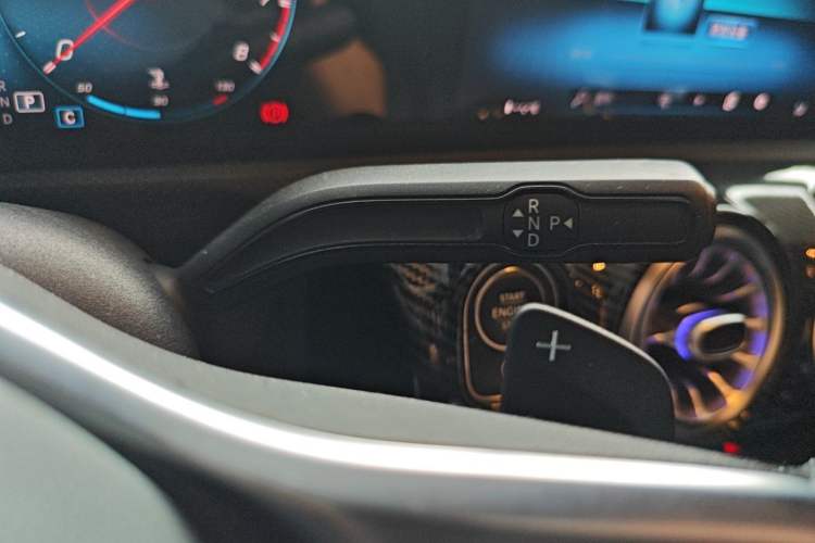 Used Mercedes-Benz A-Class 2019 A 200 Dynamic Edition Gear Lever