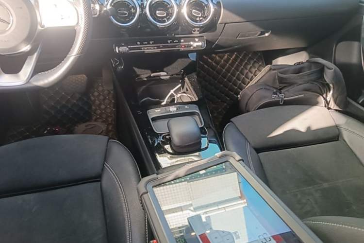 Used Mercedes-Benz A-Class 2019 A 180 L Sport Sedan Gear Lever