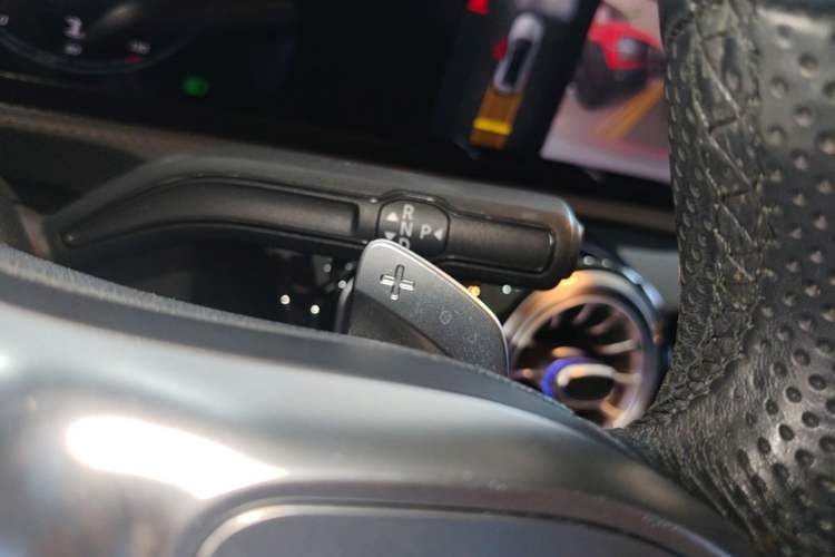 Used Mercedes-Benz A-Class 2019 A 200 L Sport Sedan Gear Lever