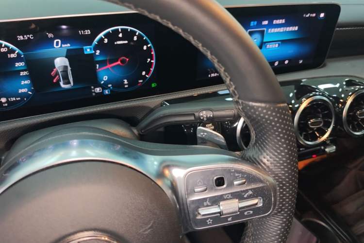 Used Mercedes-Benz A-Class 2019 A 200 L Sport Sedan Gear Lever