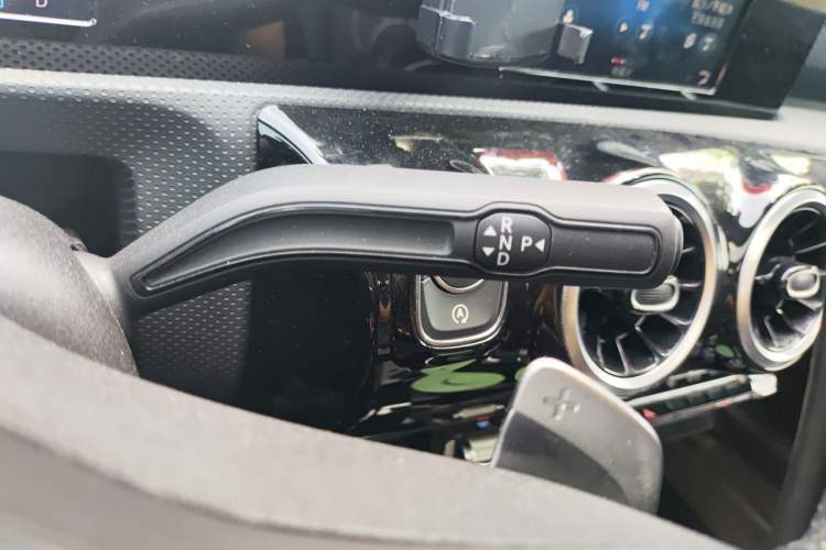 Used Mercedes-Benz A-Class 2019 A 180 L Sport Sedan Gear Lever