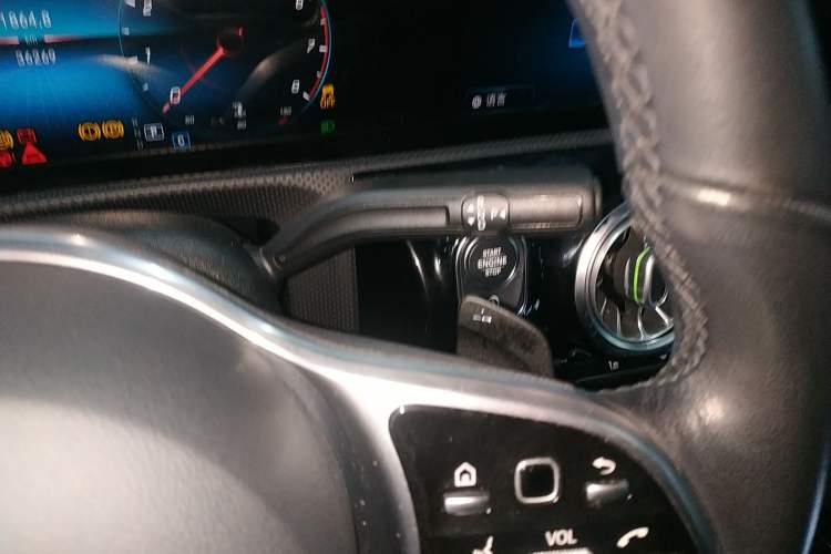 Used Mercedes-Benz A-Class 2019 A 200 Dynamic Edition Gear Lever