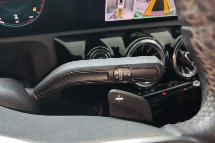 Used Mercedes-Benz A-Class 2019 A 200 Dynamic Edition Gear Lever