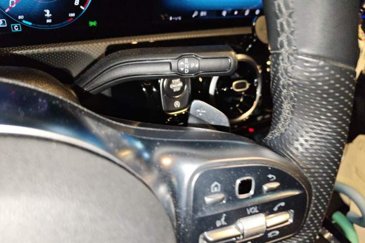 Used Mercedes-Benz A-Class 2019 Restyled A 200 L Sport Sedan Gear Lever