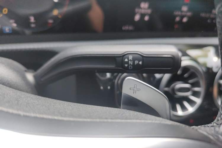 Used Mercedes-Benz A-Class 2019 A 200 L Sport Sedan Gear Lever
