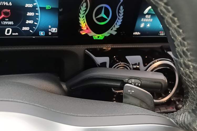 Used Mercedes-Benz A-Class 2019 A 180 L Sport Sedan Gear Lever