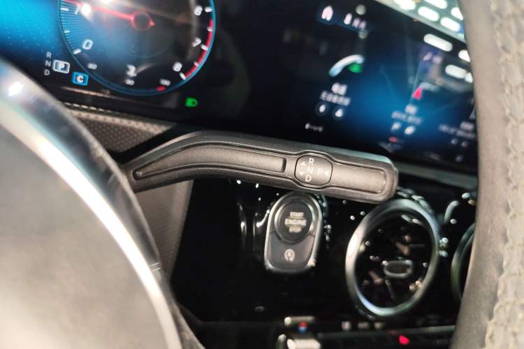 Used Mercedes-Benz A-Class 2019 A 200 L Sport Sedan Gear Lever