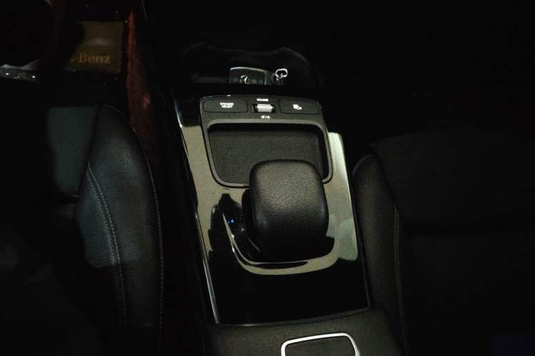 Used Mercedes-Benz A-Class 2019 A 180 L Sport Sedan Gear Lever